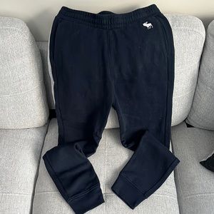 Boys Abercrombie Joggers, 15/16, Navy. Very good condition!!